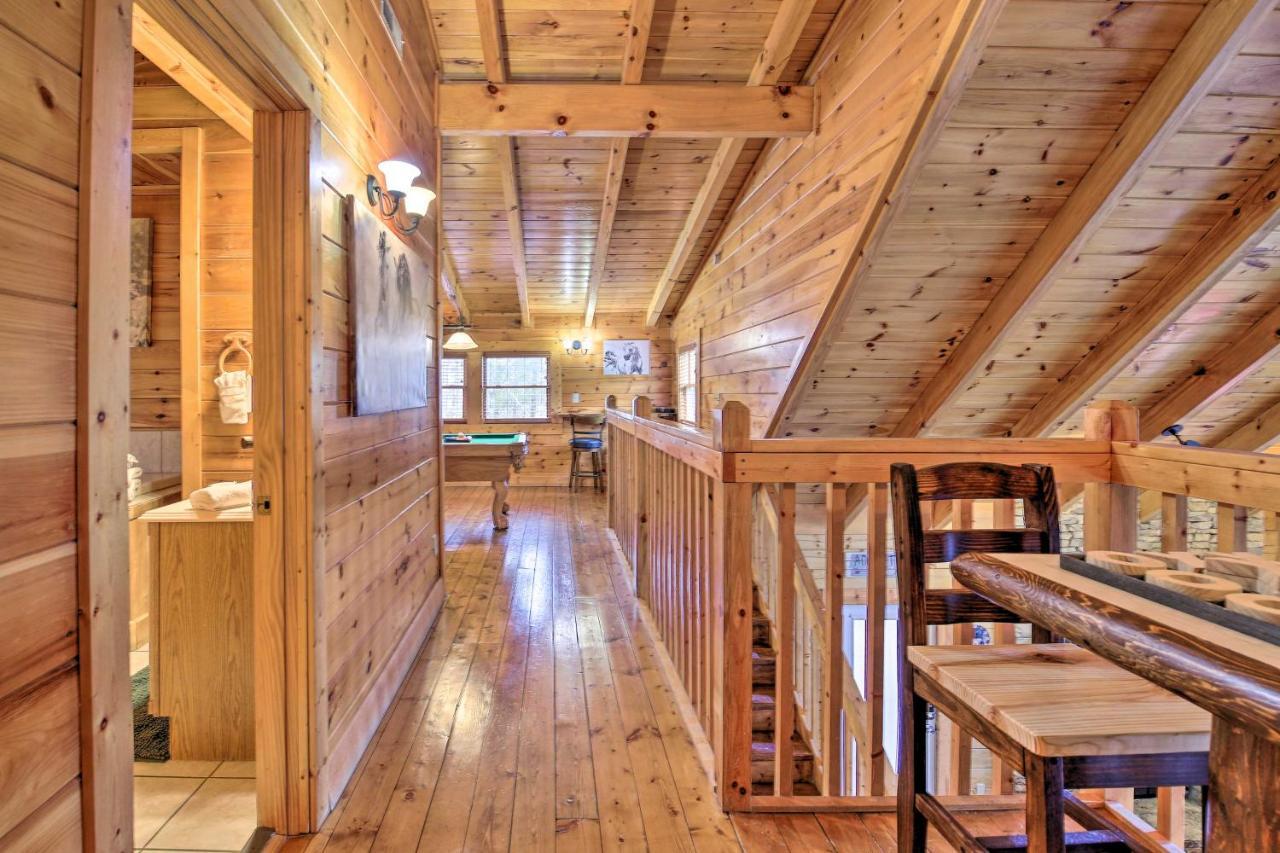 Sevierville Cabin With Deck Minutes To Pigeon Forge Екстериор снимка