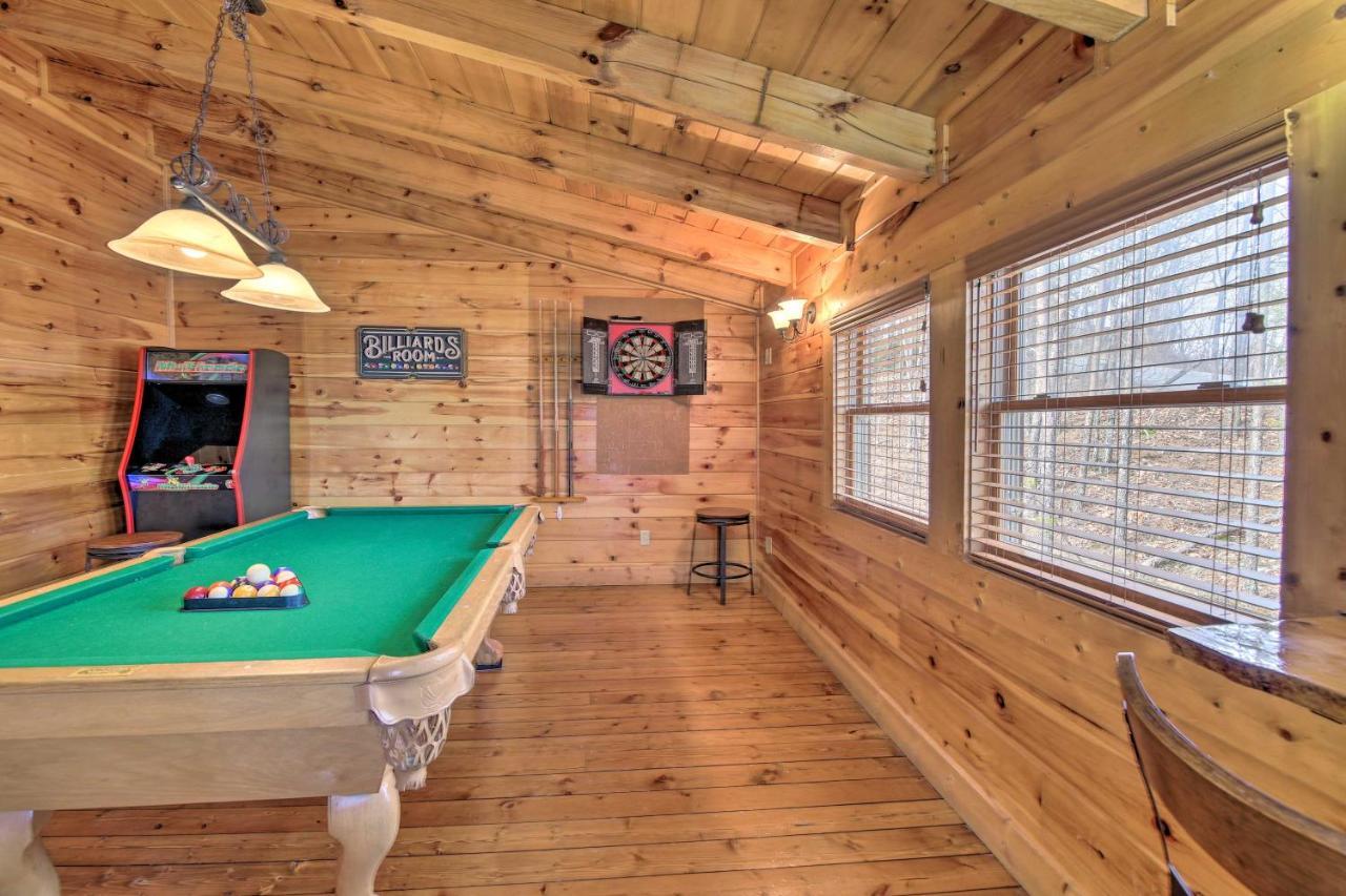 Sevierville Cabin With Deck Minutes To Pigeon Forge Екстериор снимка