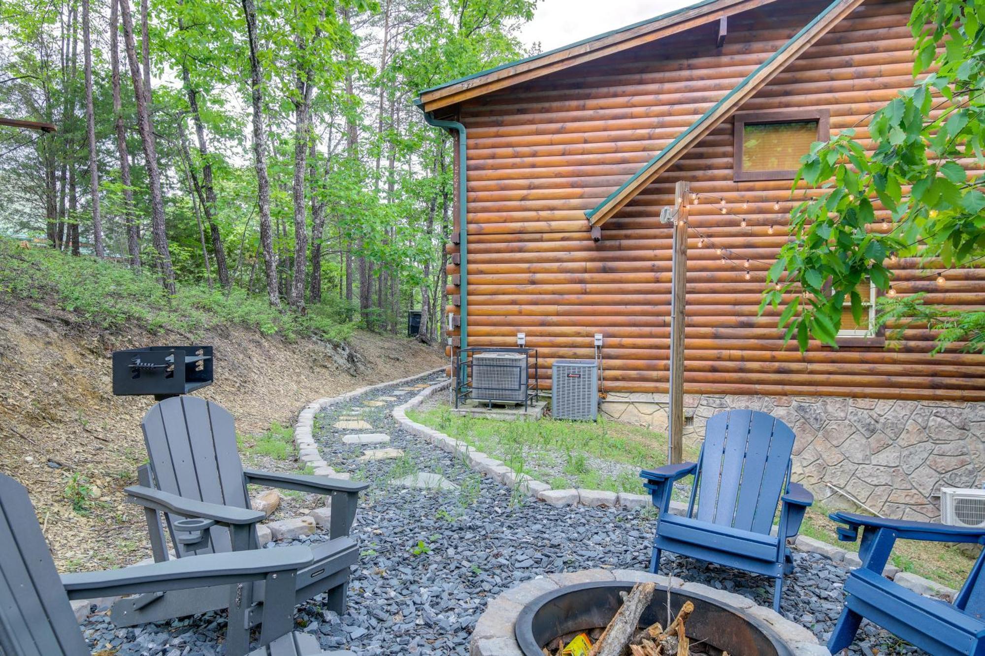 Sevierville Cabin With Deck Minutes To Pigeon Forge Екстериор снимка