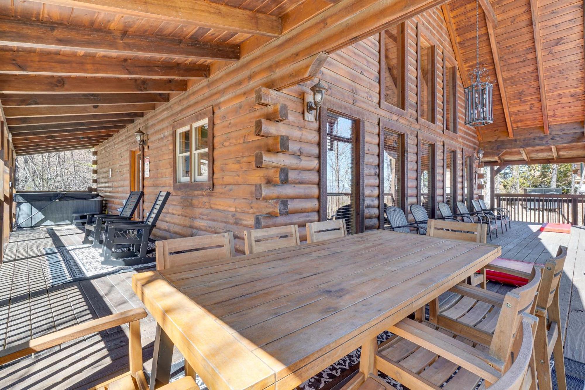 Sevierville Cabin With Deck Minutes To Pigeon Forge Екстериор снимка